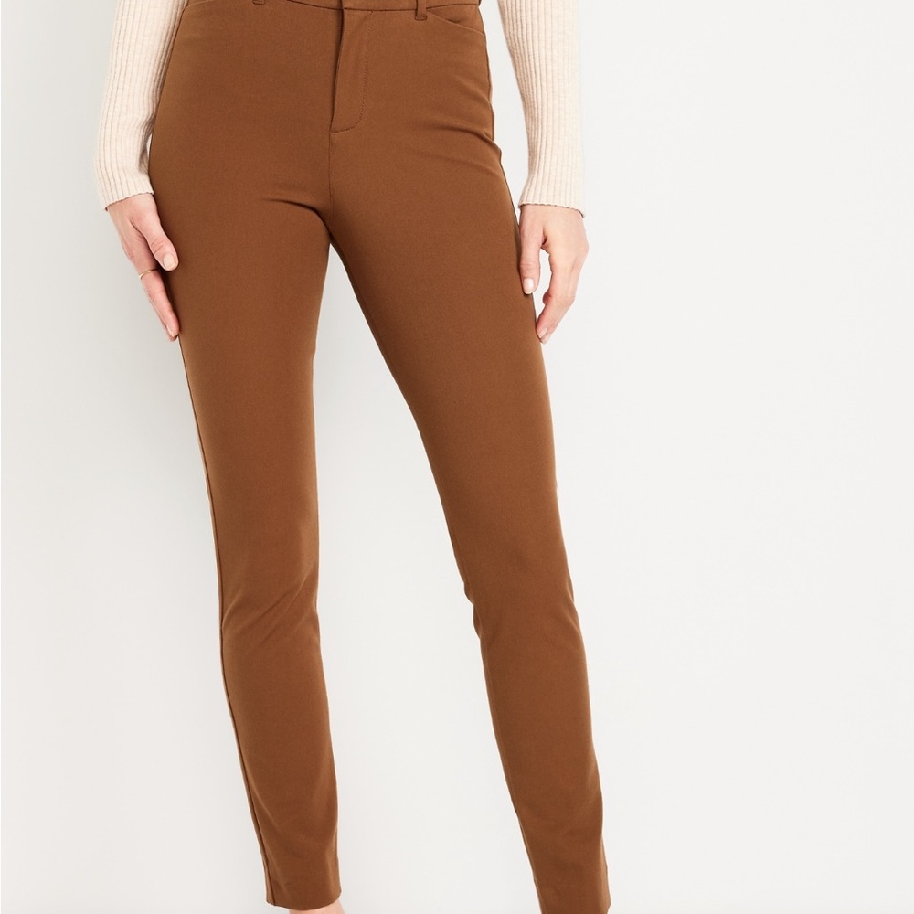 Old Navy Women's Tan Skinny Pants